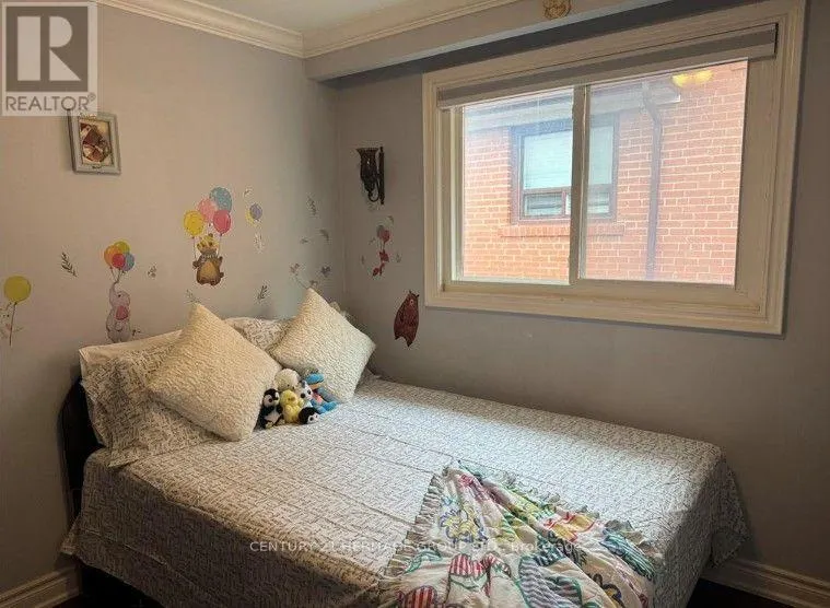 54 PETIOLE ROAD
