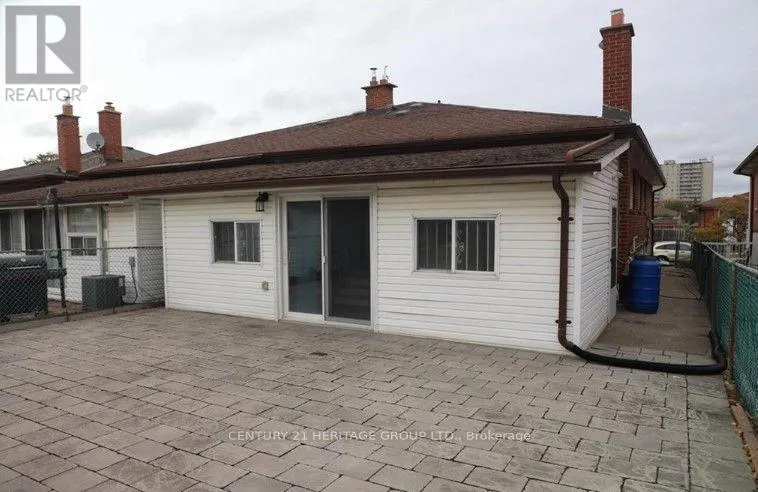 54 PETIOLE ROAD