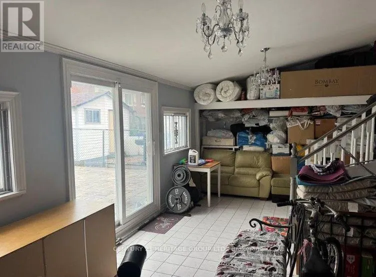 54 PETIOLE ROAD