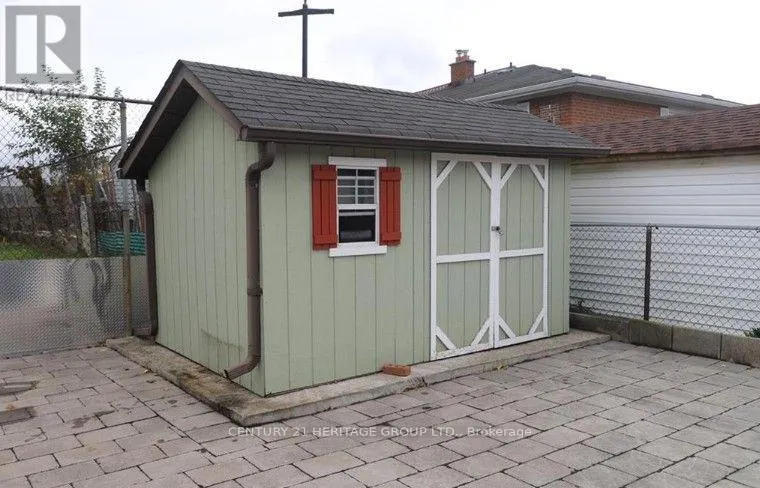 54 PETIOLE ROAD