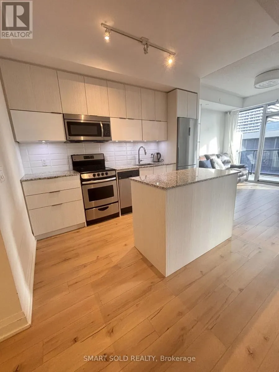 1105 - 56 ANNIE CRAIG DRIVE