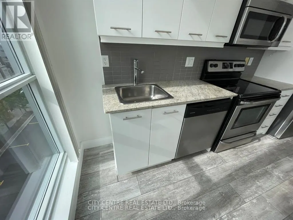 505 - 365 PRINCE OF WALES DRIVE