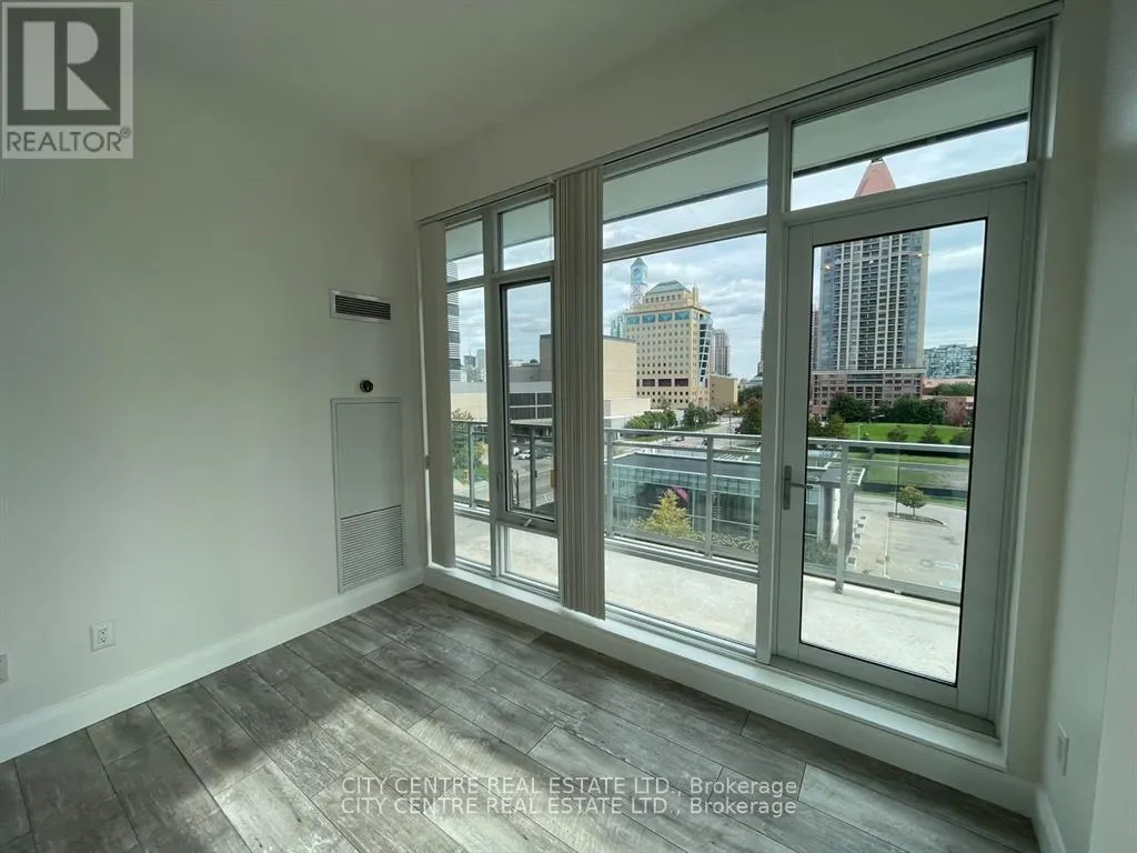 505 - 365 PRINCE OF WALES DRIVE