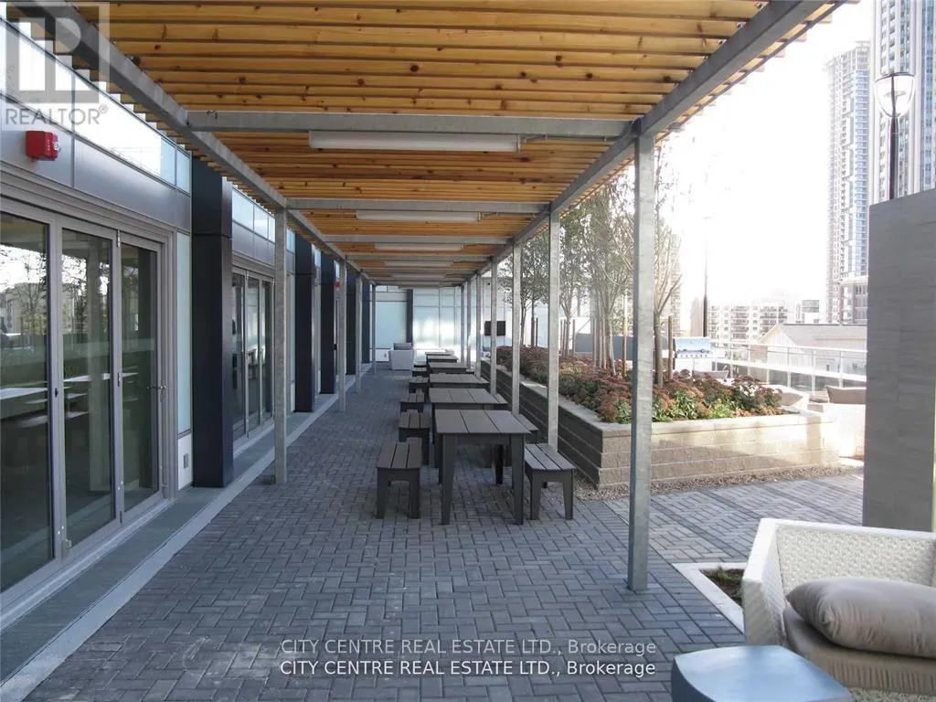 505 - 365 PRINCE OF WALES DRIVE