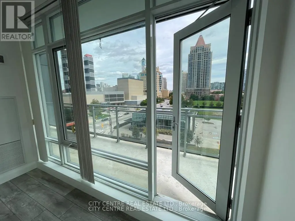 505 - 365 PRINCE OF WALES DRIVE