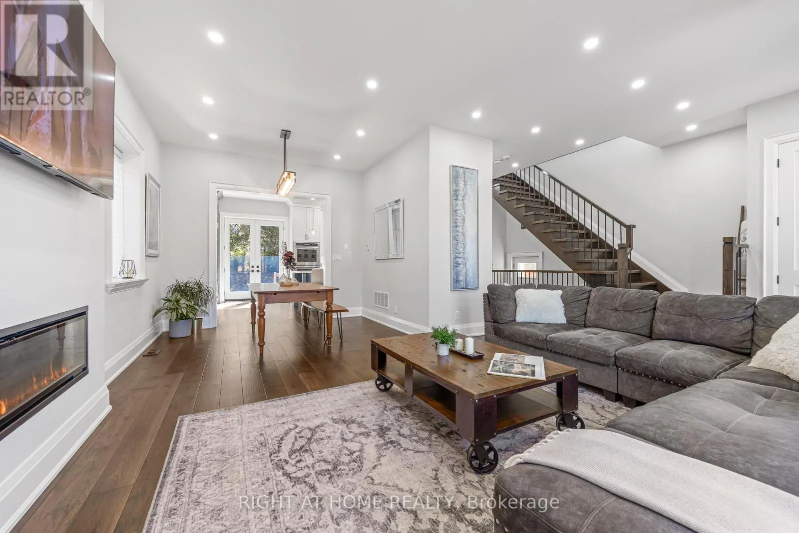 51 CYNTHIA ROAD