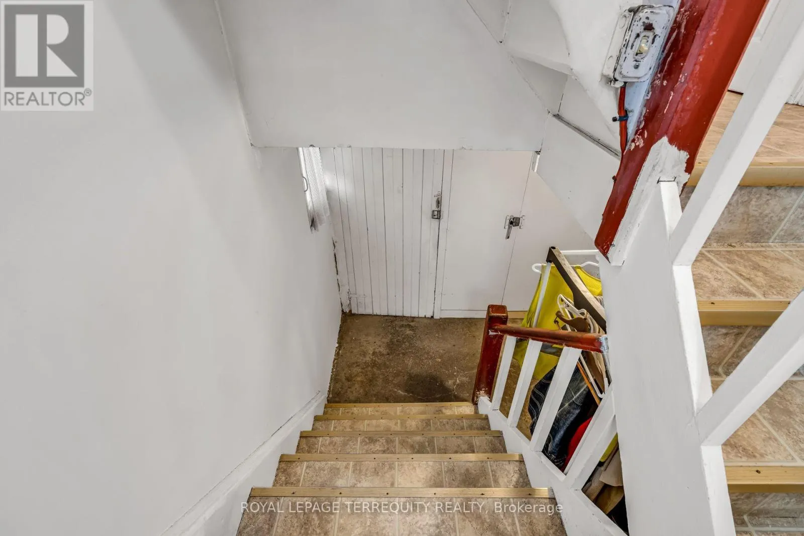 43 LAPPIN AVENUE