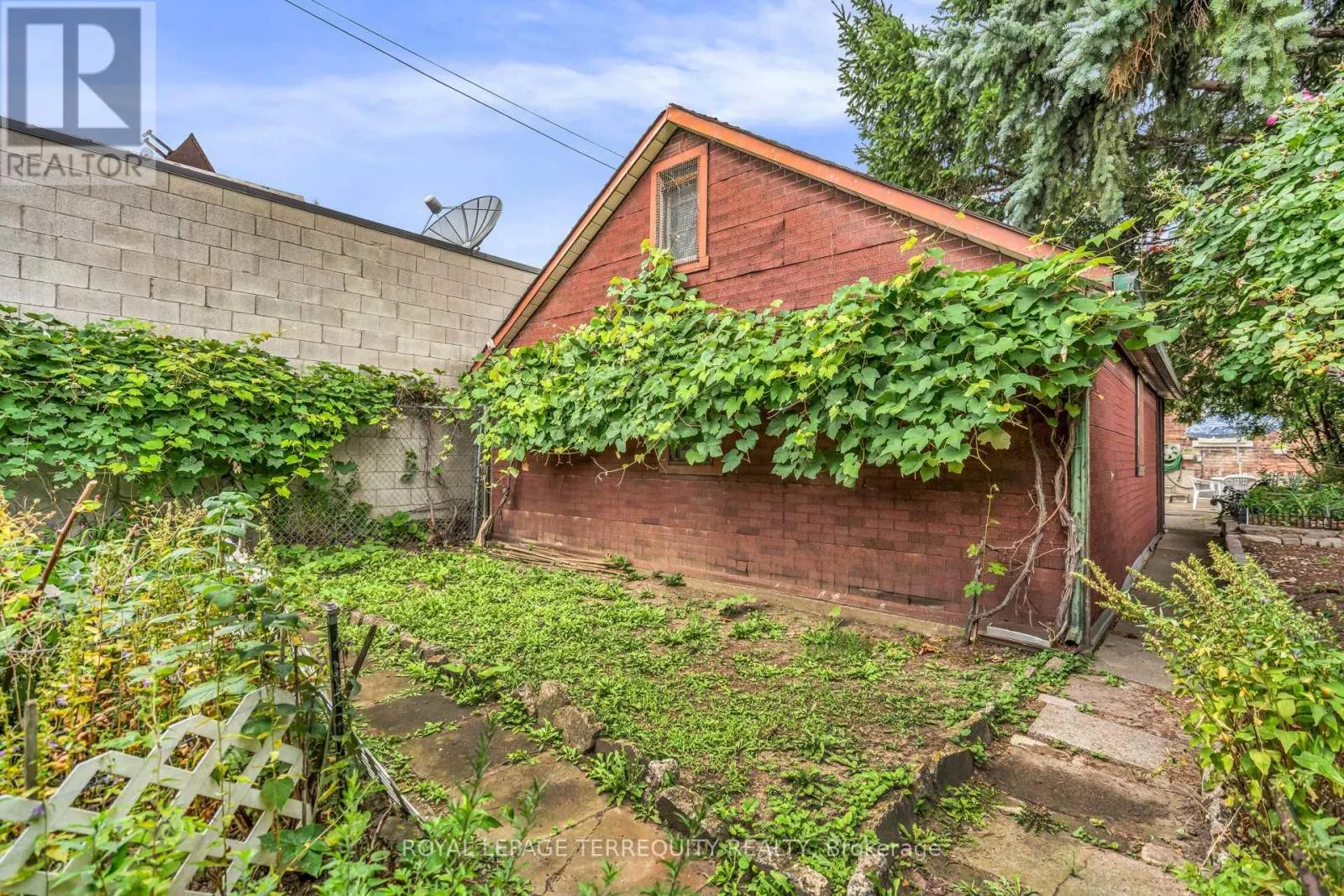43 LAPPIN AVENUE