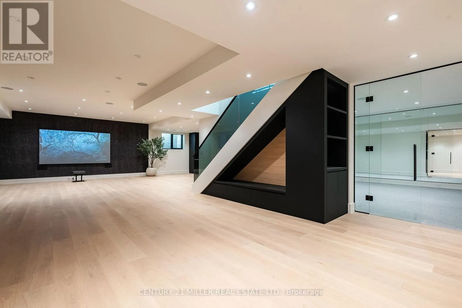 222 BURGUNDY DRIVE
