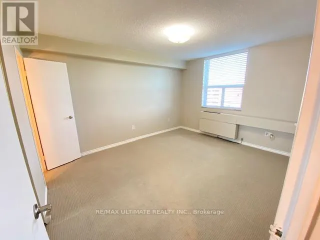 1004 - 966 INVERHOUSE DRIVE