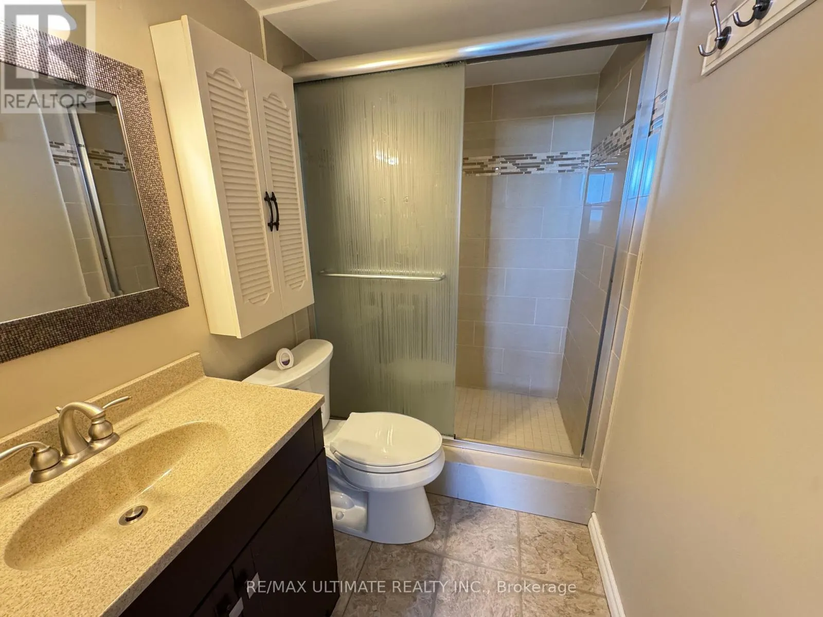 1004 - 966 INVERHOUSE DRIVE