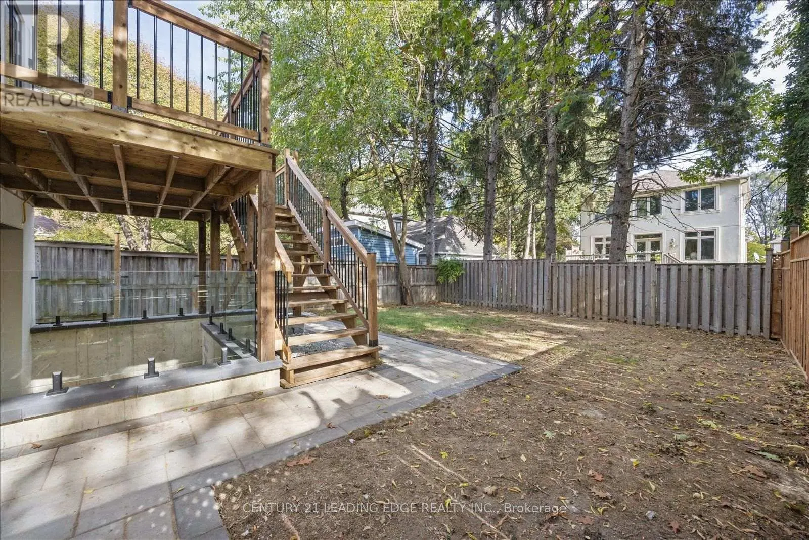1187 ISLINGTON AVENUE