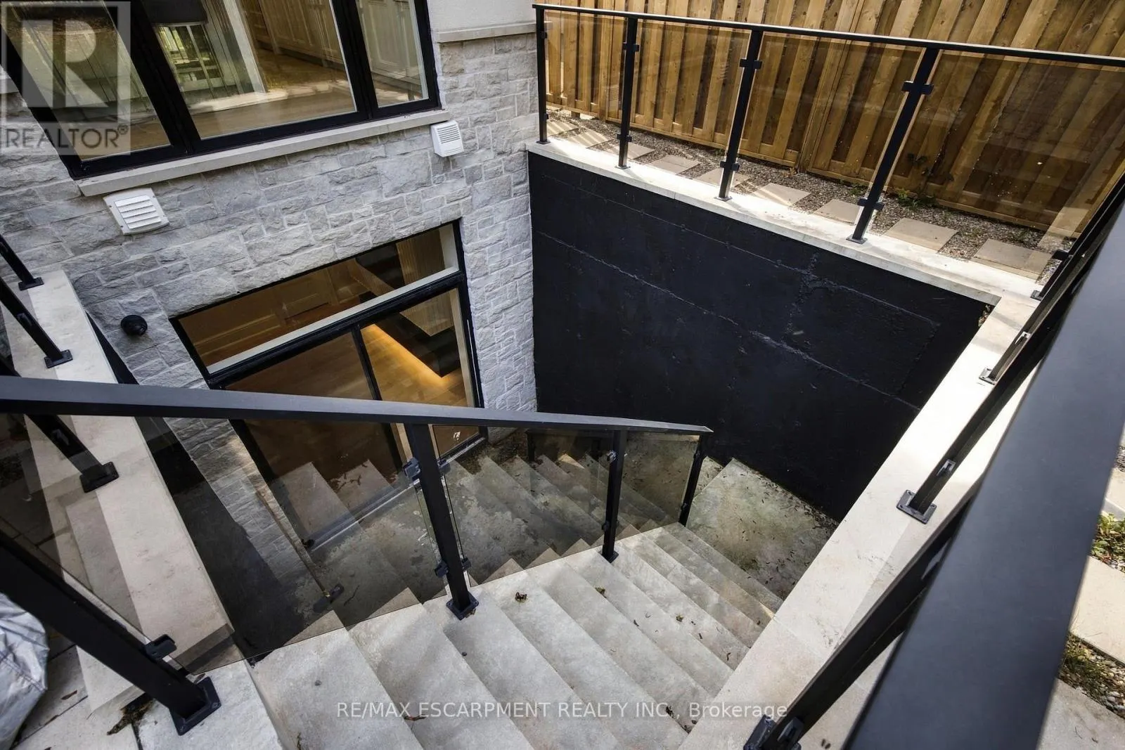 131 MAYFIELD DRIVE