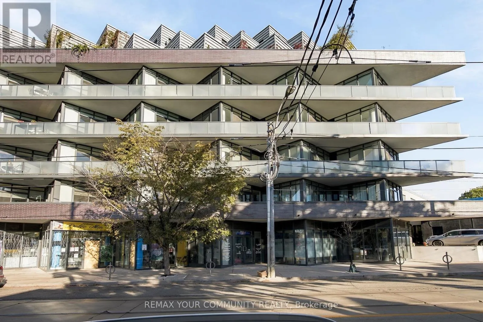 145 - 36 HOWARD PARK AVENUE