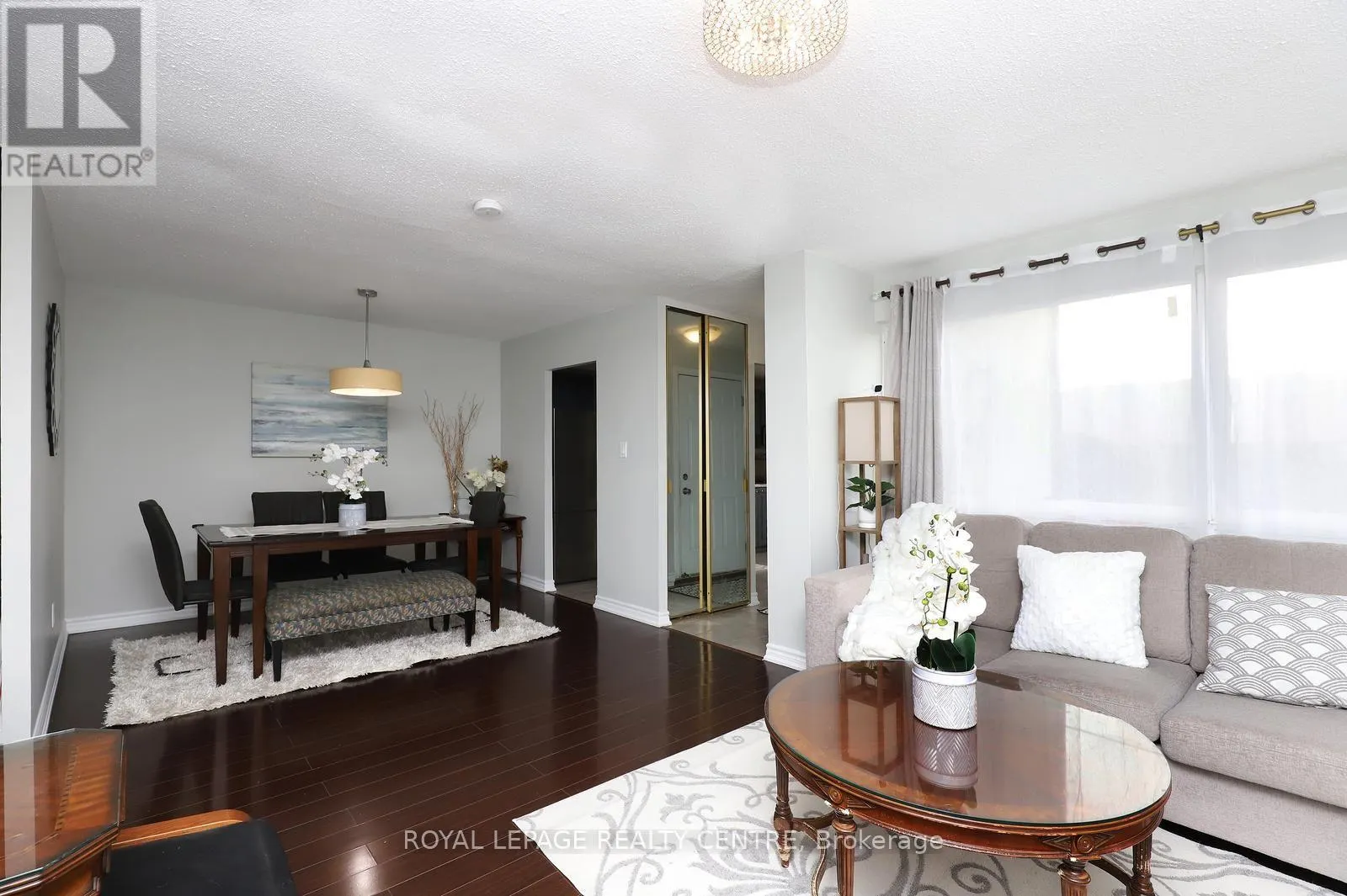 171 - 1055 DUNDAS STREET E