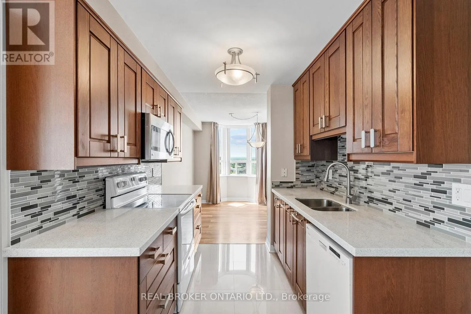 1603 - 30 MALTA AVENUE