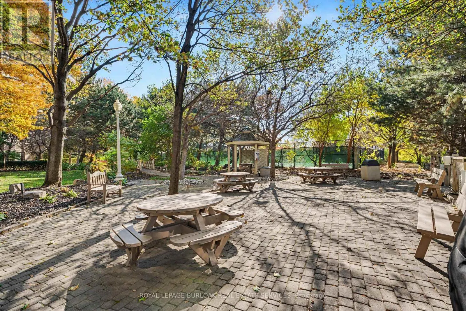 2407 - 45 KINGSBRIDGE GARDEN CIRCLE