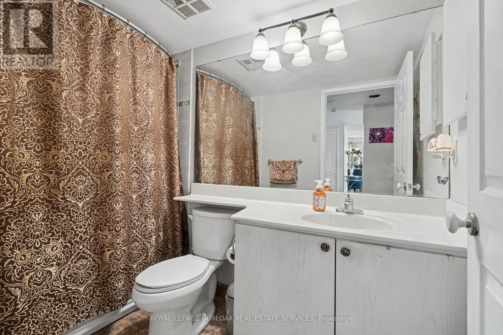 2407 - 45 KINGSBRIDGE GARDEN CIRCLE