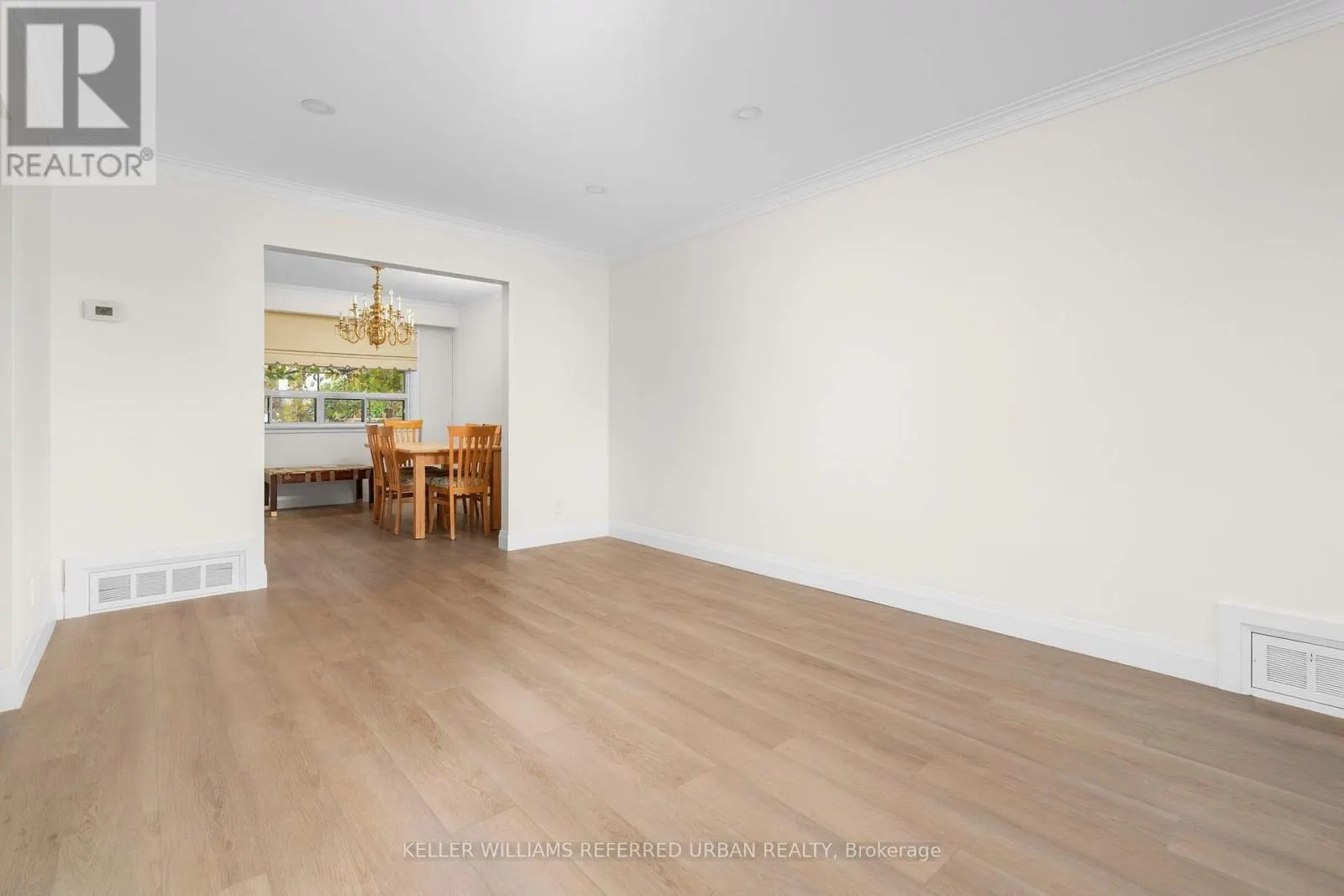 3 DUCKWORTH STREET