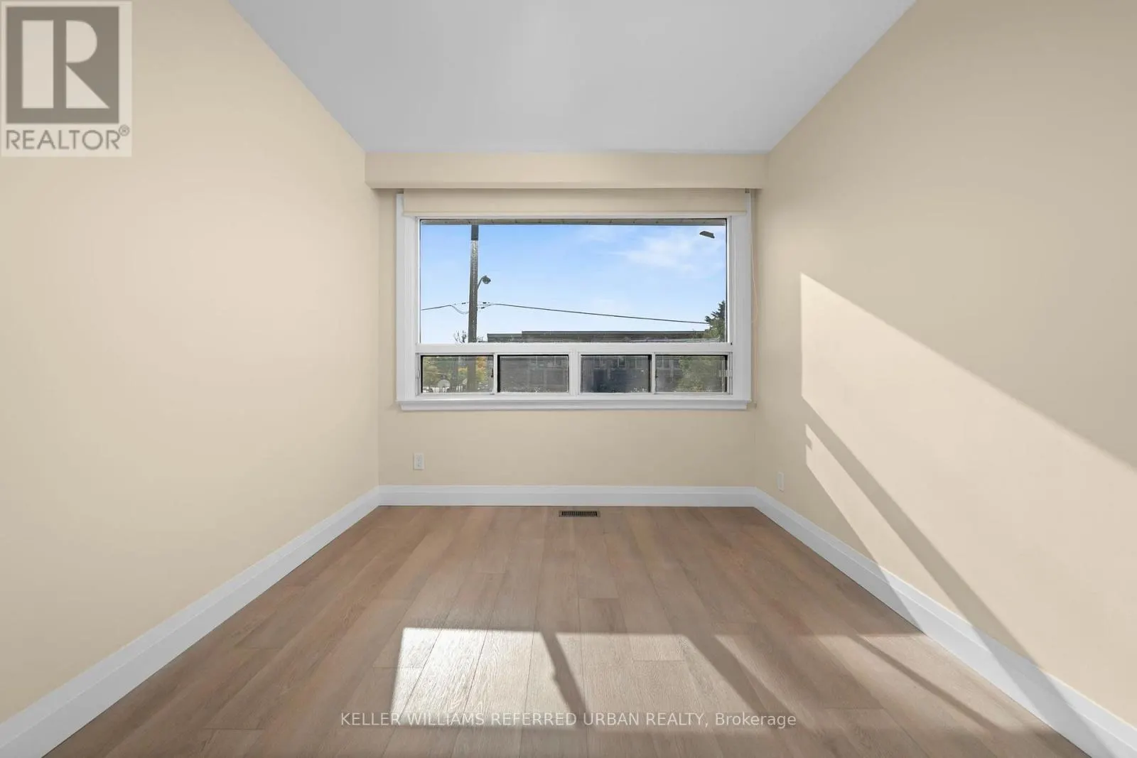 3 DUCKWORTH STREET