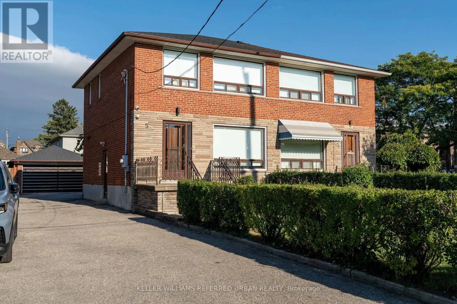 3 DUCKWORTH STREET