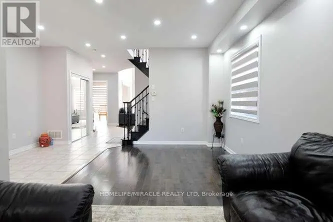 12 PLATEAU DRIVE