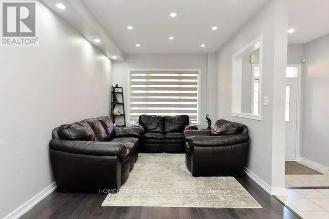 12 PLATEAU DRIVE