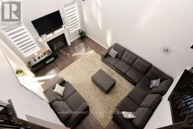 12 PLATEAU DRIVE