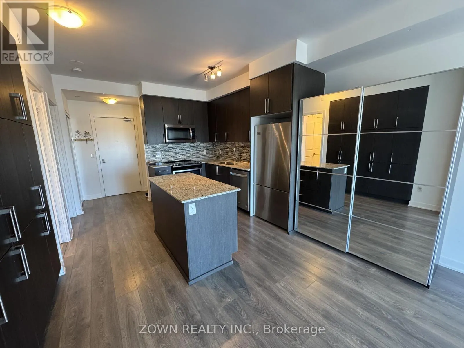 1409 - 4655 GLEN ERIN DRIVE