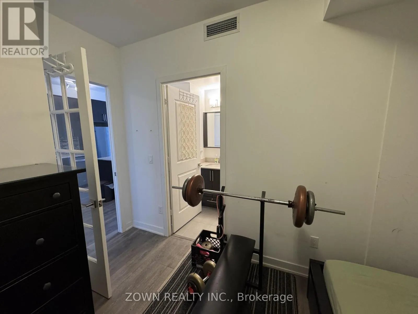 1409 - 4655 GLEN ERIN DRIVE