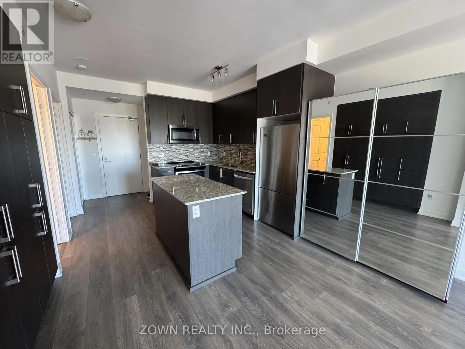 1409 - 4655 GLEN ERIN DRIVE