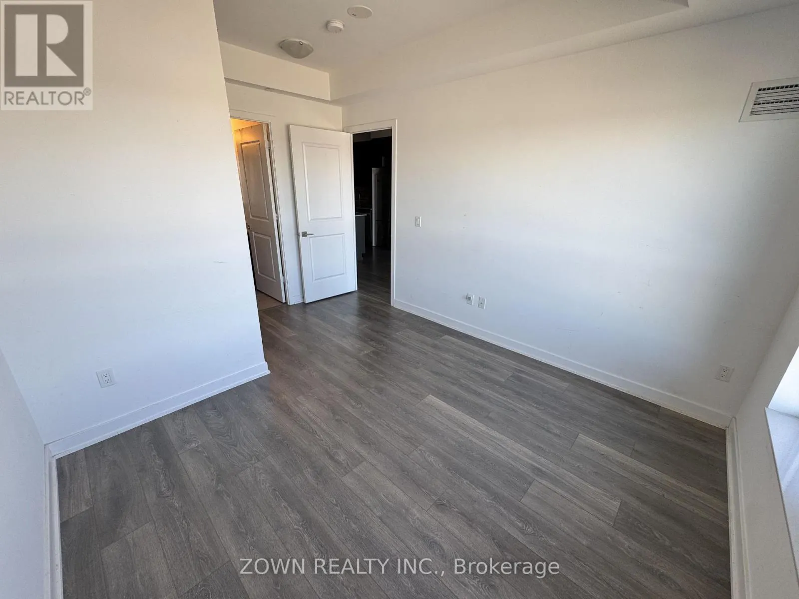 1409 - 4655 GLEN ERIN DRIVE