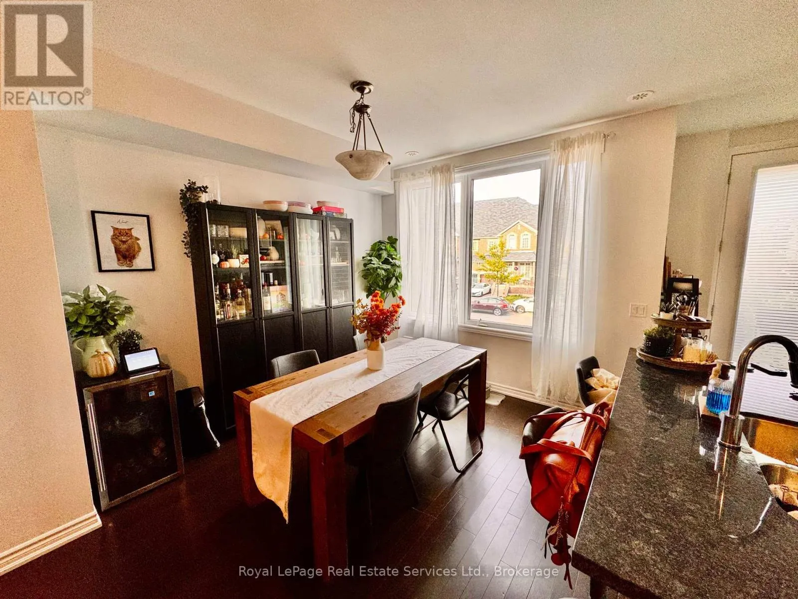 3050 POSTRIDGE DRIVE