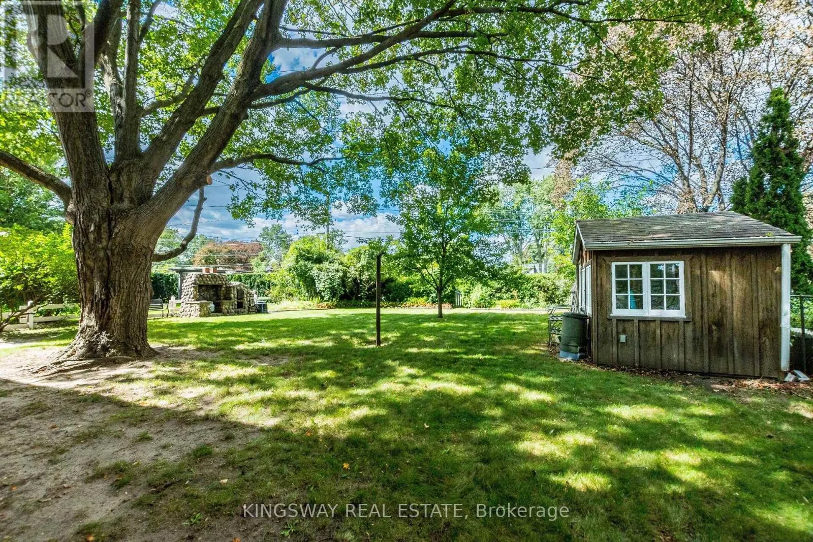 841 WHITNEY DRIVE