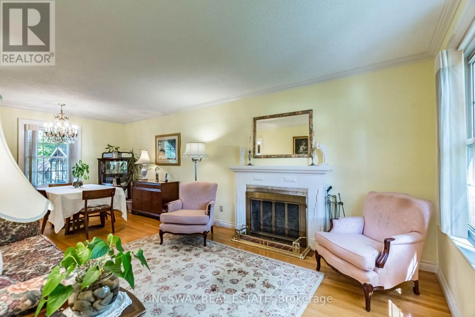 841 WHITNEY DRIVE