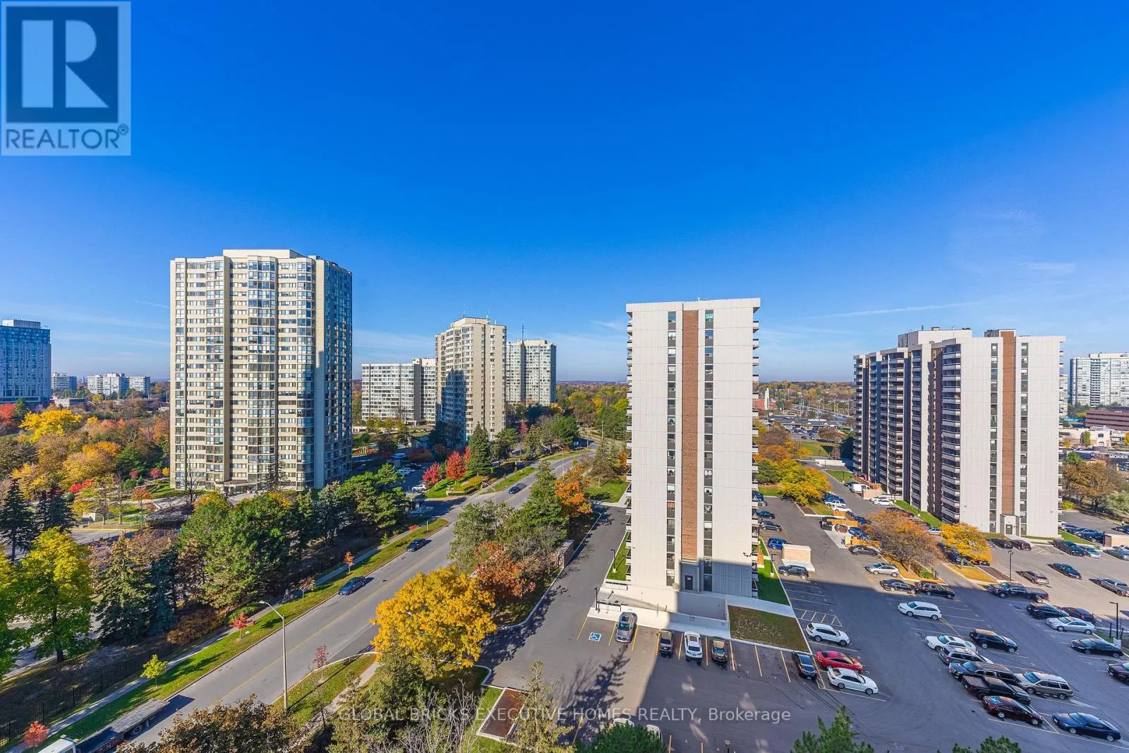 1404 - 5 LISA STREET