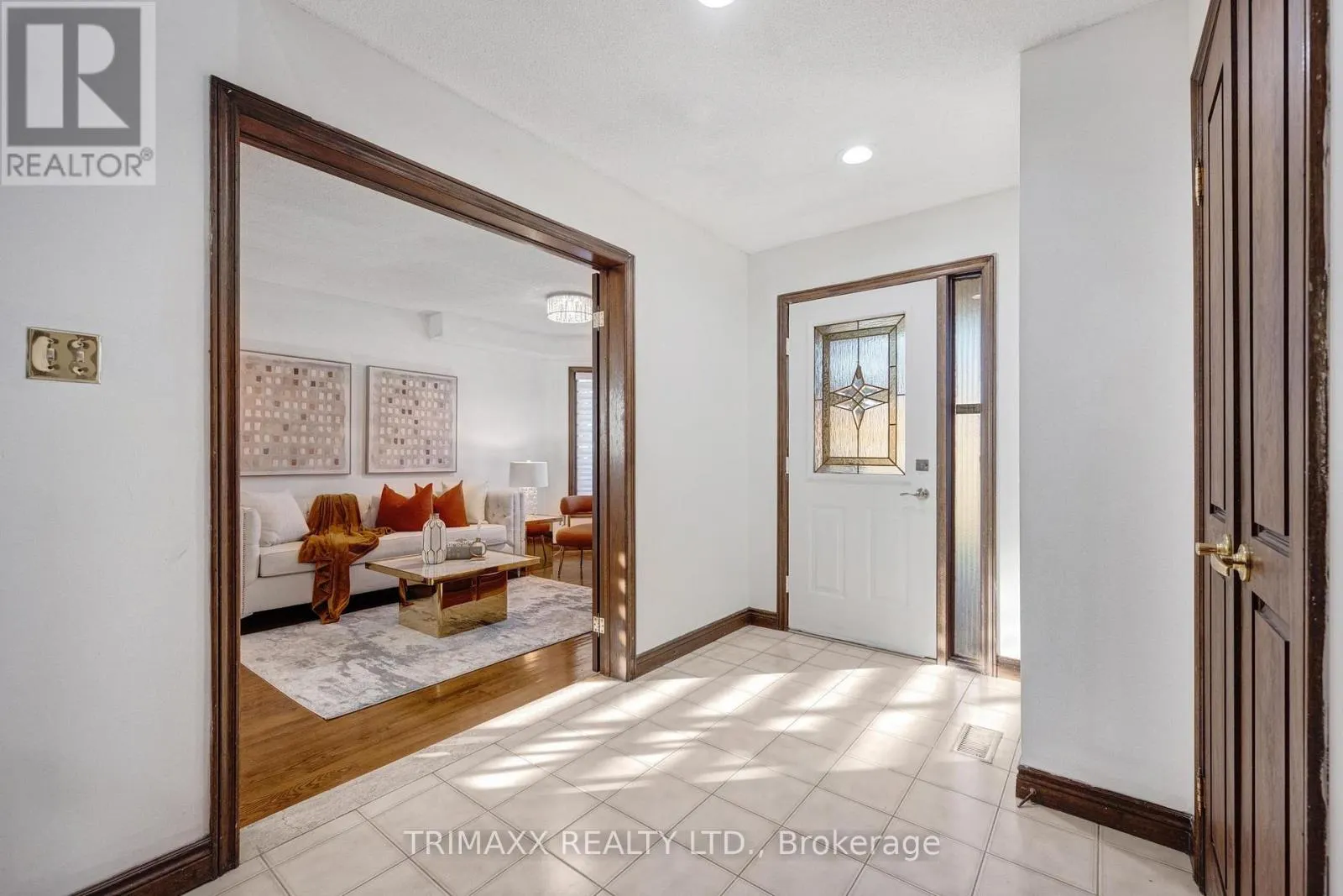 23 OAKLEA BOULEVARD