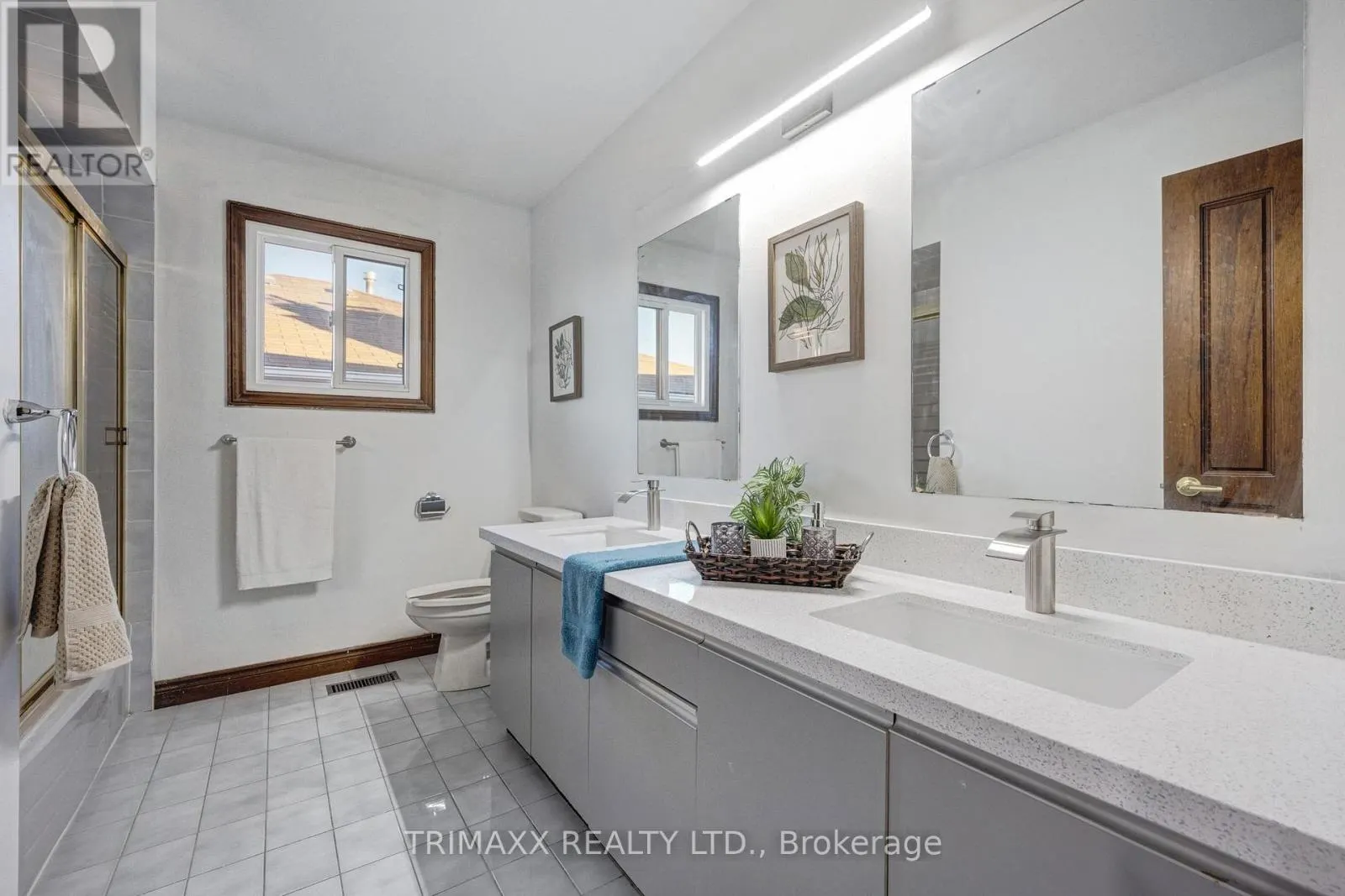 23 OAKLEA BOULEVARD