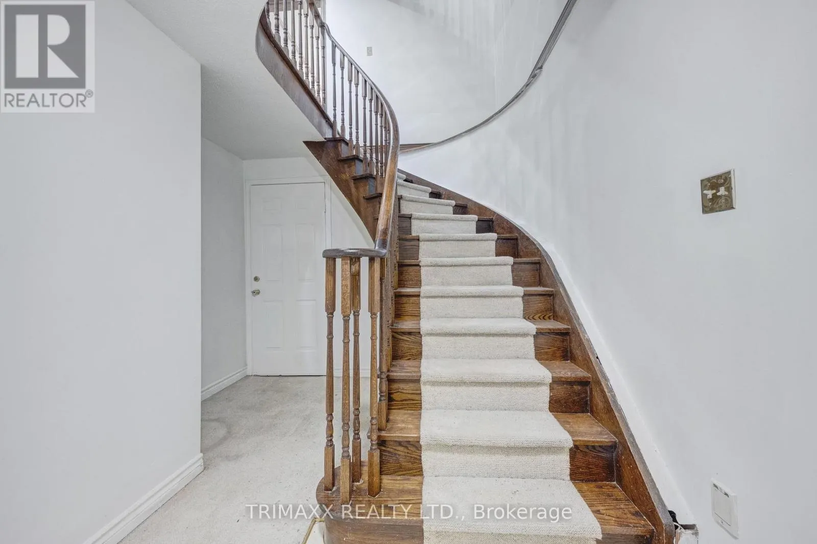 23 OAKLEA BOULEVARD