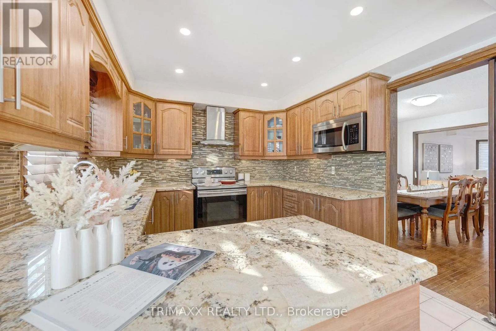 23 OAKLEA BOULEVARD