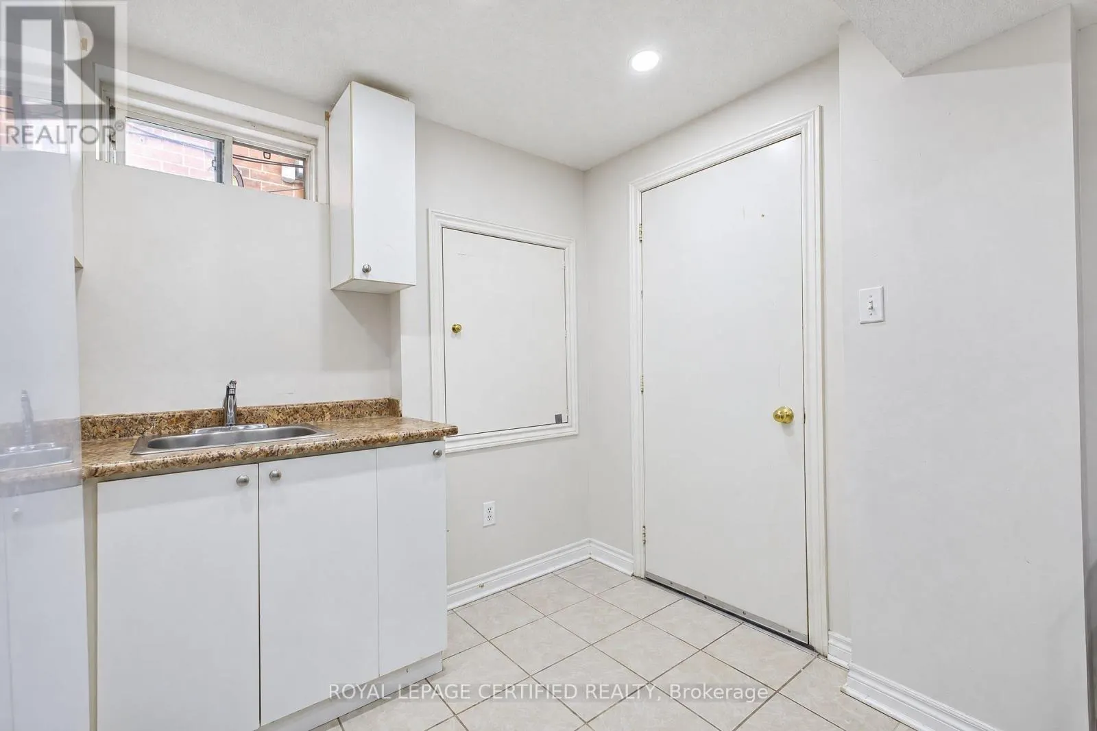 5481 FESTIVAL DRIVE