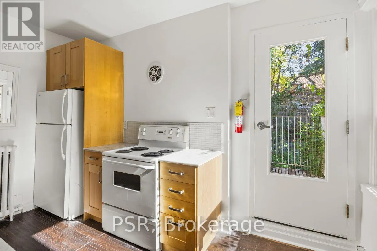 2B - 483 PARKSIDE DRIVE