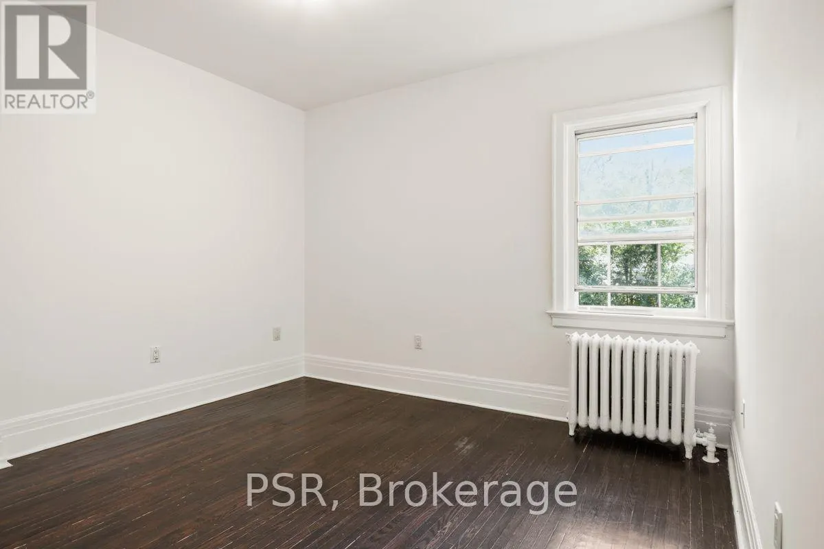 2B - 483 PARKSIDE DRIVE