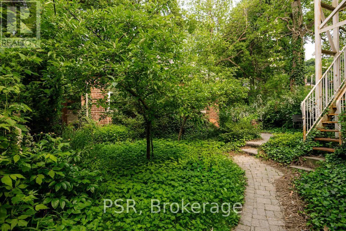 2B - 483 PARKSIDE DRIVE