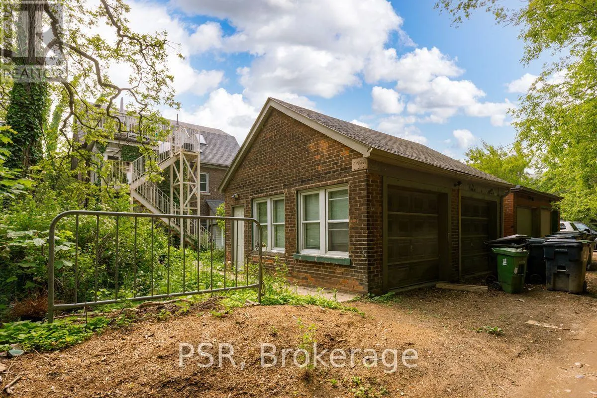 2B - 483 PARKSIDE DRIVE