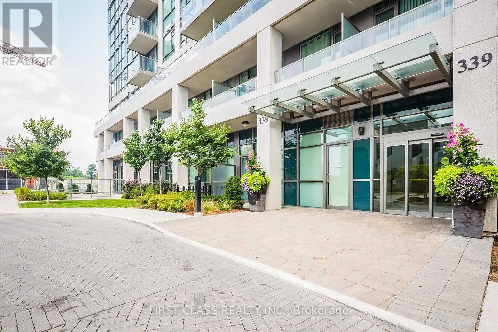 1015 - 339 RATHBURN ROAD W