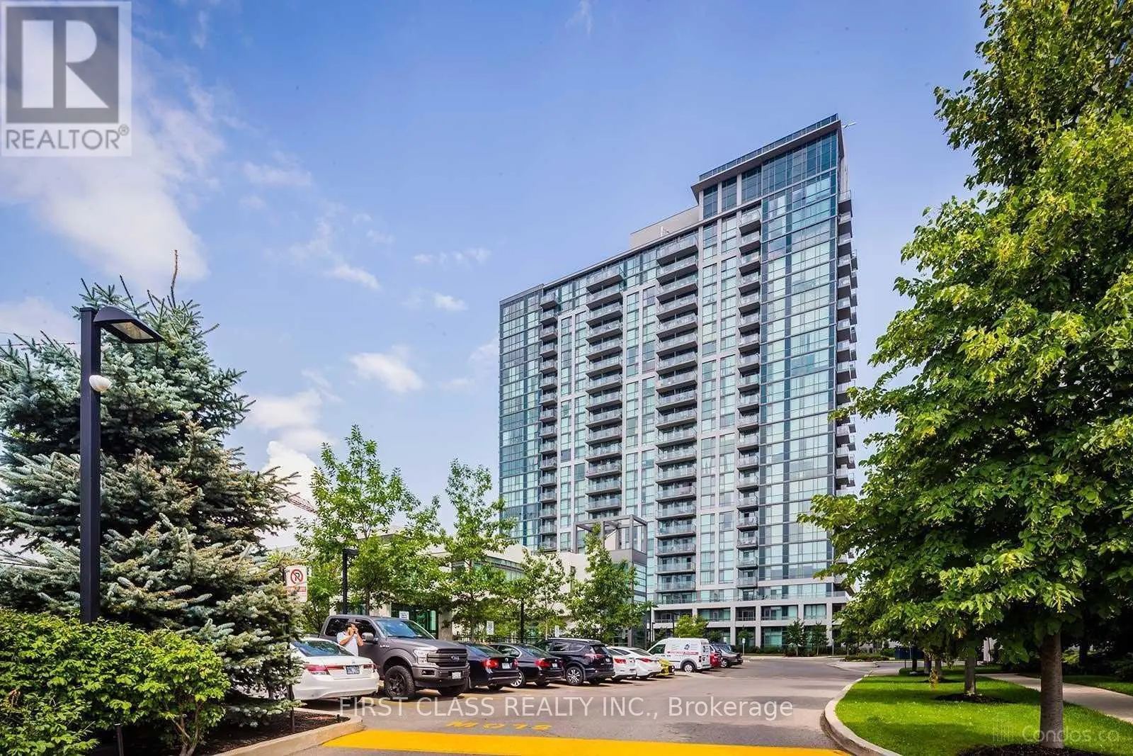 1015 - 339 RATHBURN ROAD W