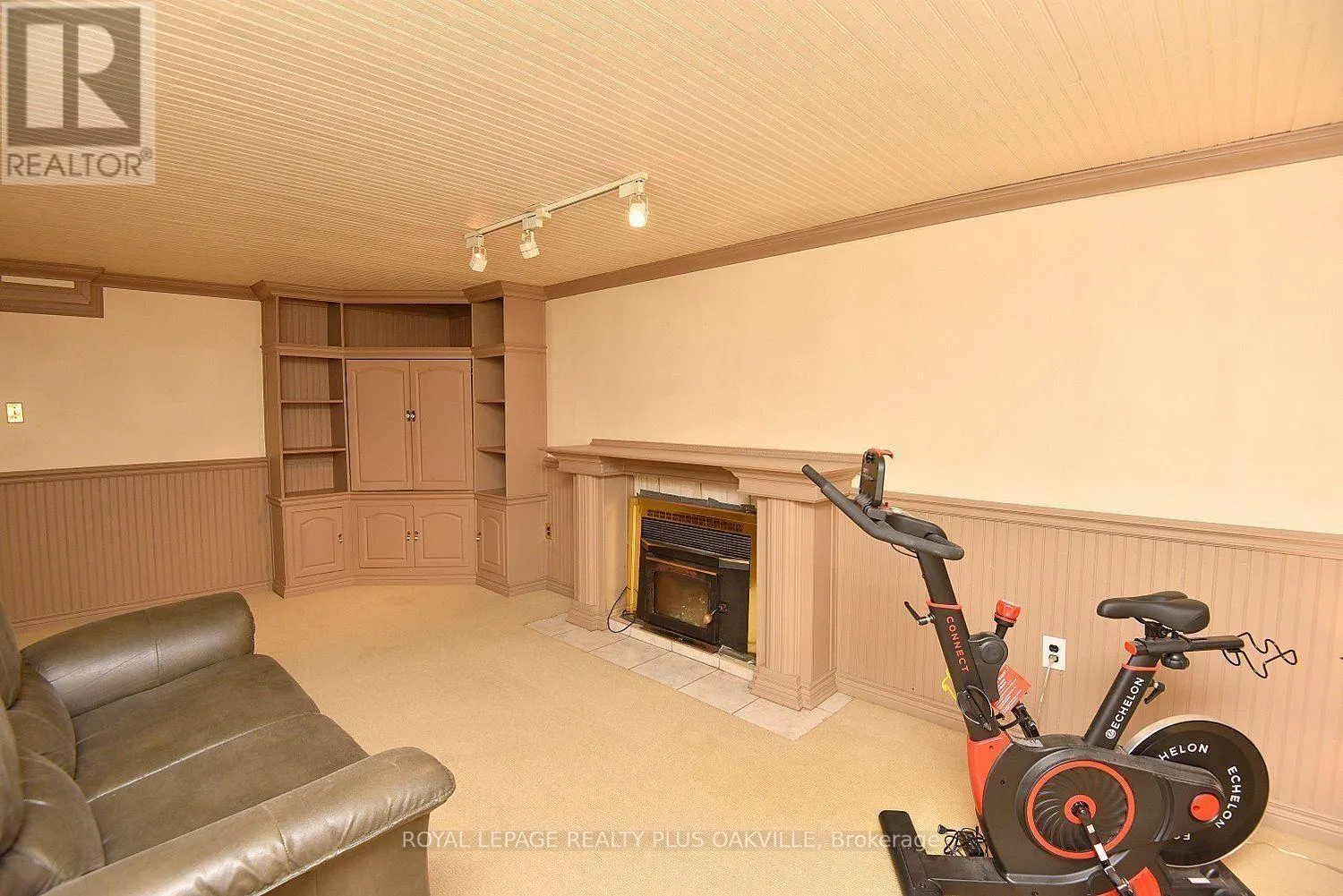 274 BELVENIA ROAD