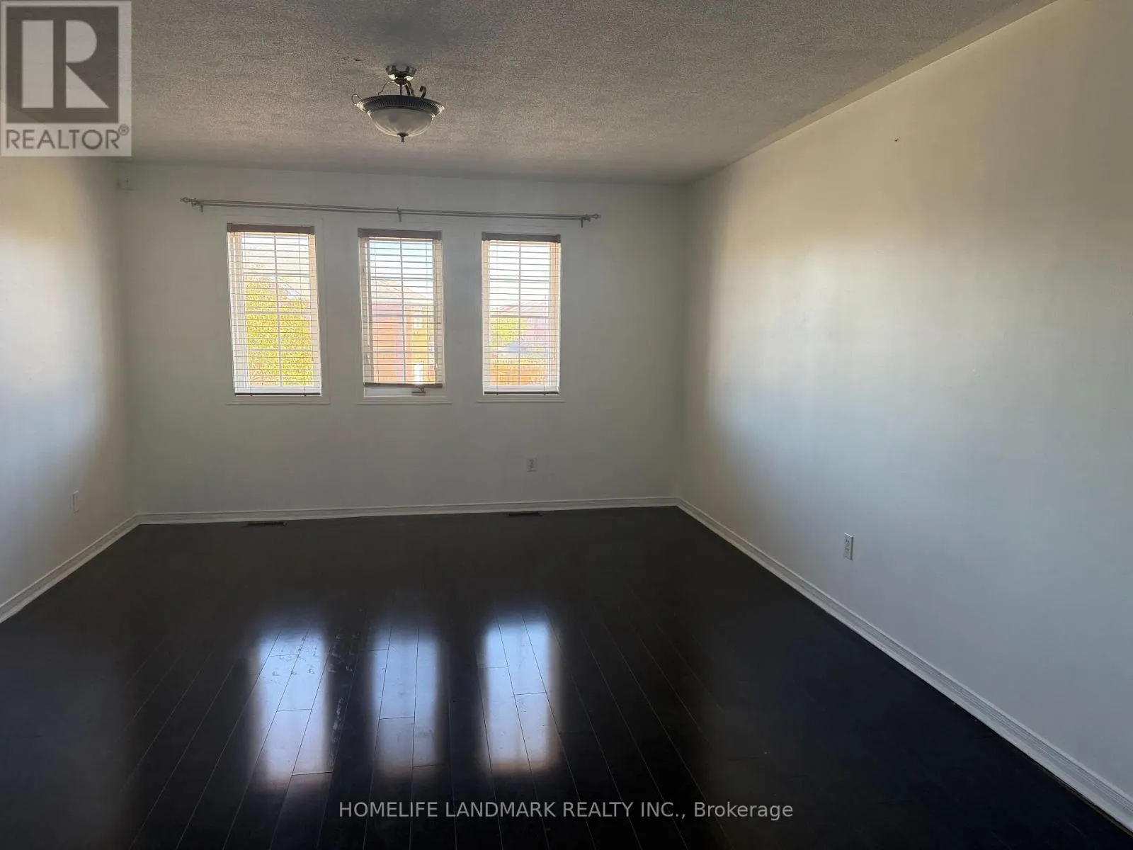 1226 WINDBROOK GROVE
