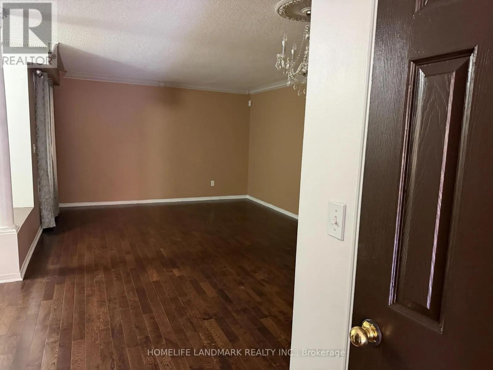 1226 WINDBROOK GROVE